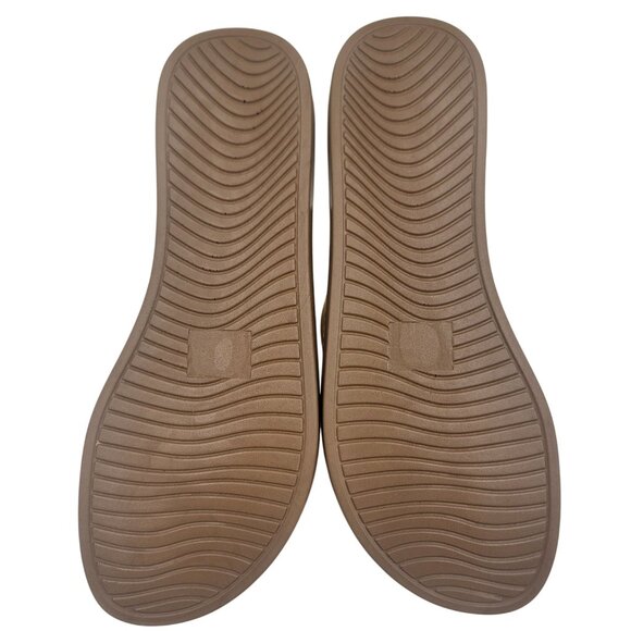 Soda Womens Sz 8 Yellow Ella Nubuck Flip Flop Sandals Man Made Material NIB - Picture 3 of 8